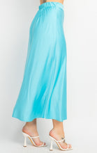 Load image into Gallery viewer, The Pasadena Skirt S-L
