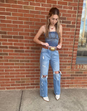 Load image into Gallery viewer, The Mansfield Wide-Leg Jeans
